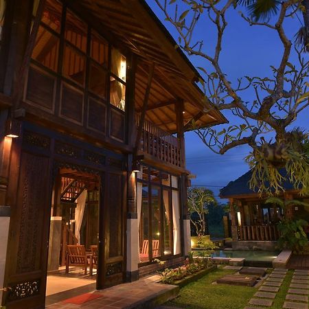 Wooden Villa By Prasi ウブド エクステリア 写真