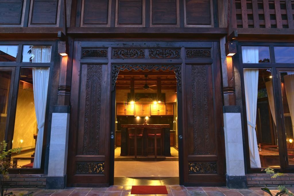 Wooden Villa By Prasi ウブド エクステリア 写真